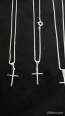 Colar corrente Veneziana 0,8 mm com pingente de cruz palito banho de PRATA 925 +++